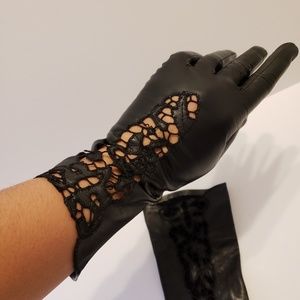 VINTAGE Black Leather Gloves